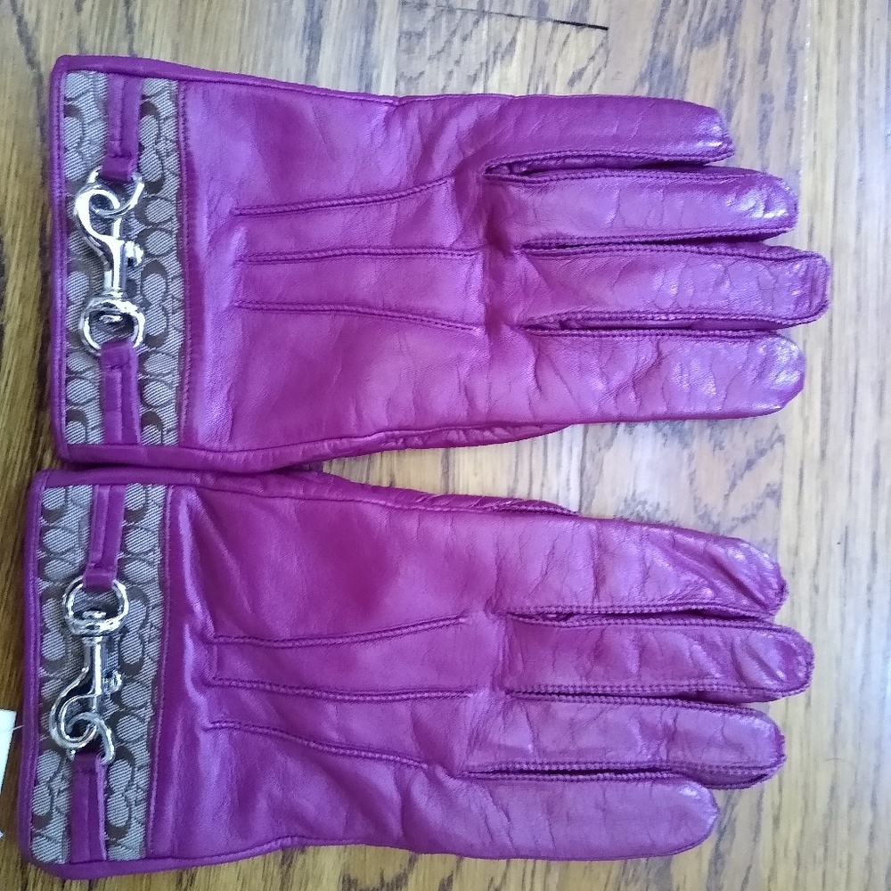 Leather Coach Gloves NWT